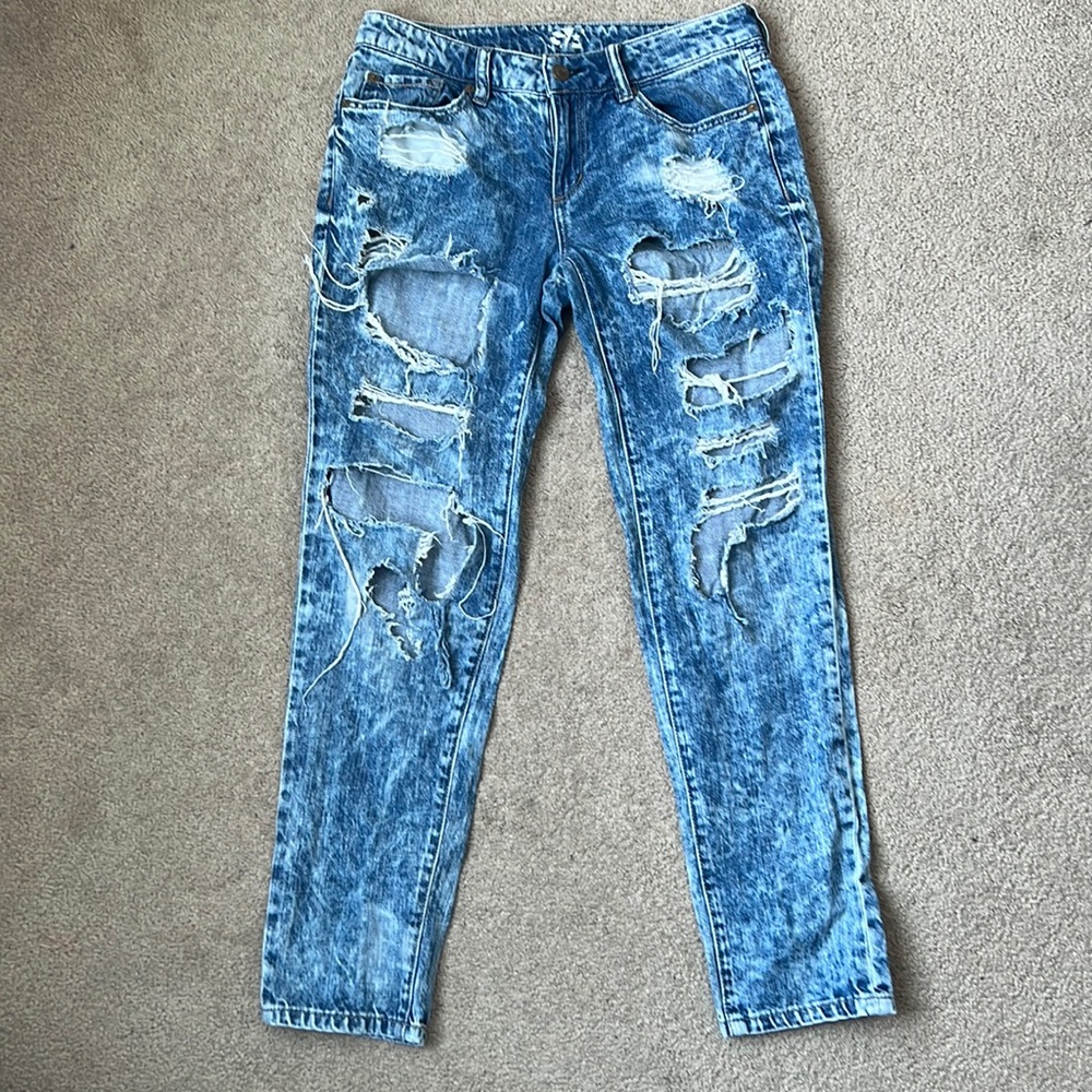 Garage Distressed Boyfriend Jeans